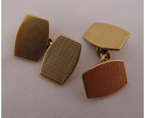 A pair of 9ct yellow gold engine turned cufflinks, approx total weight 10.9g