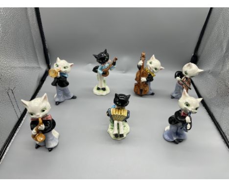 Seven Cat Band Figures by W,Goebel
Great Condition, No Damage