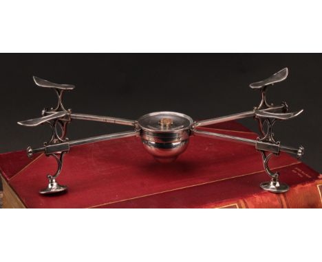 A George III silver dish cross, thread borders, 30.5cm diam, London 1790, 536g