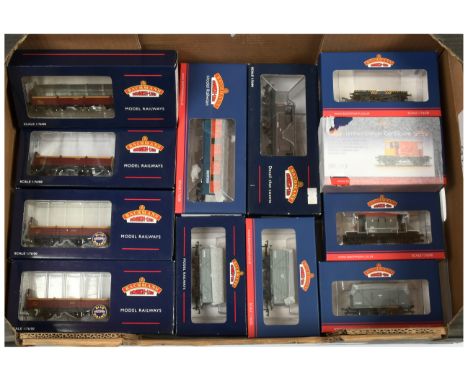 Bachmann a boxed group of Rolling Stock to include 39-553Z Mk1 OCT British Rail Research RTC, 2x 38-043 31 Ton OBA Open Wagon