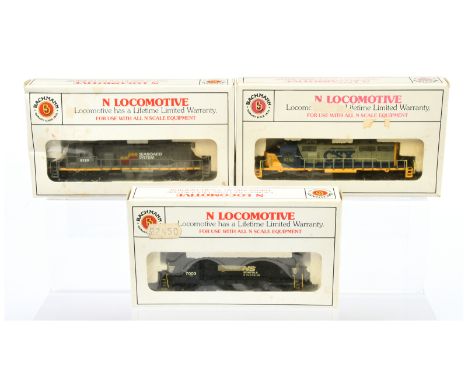 Bachmann N Gauge group of American Outline Diesel Locomotives comprising of Ref 67073 SD40-2 Diesel Locomotive No. 8130 "Seab