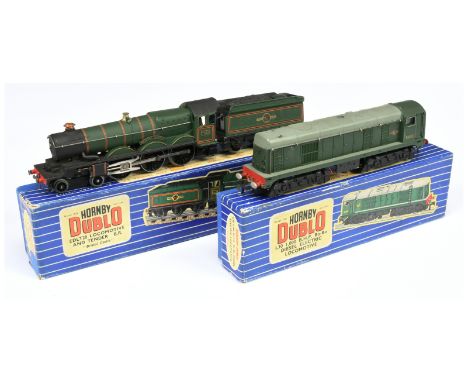 Hornby Dublo a pair of 3-rail Steam and Diesel Locomotives comprising of EDL20 4-6-0 BR green Castle Class Steam Locomotive N
