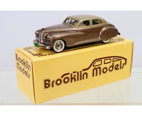 Brooklin Models - a boxed 1:43 scale Brooklin diecast C.T.C.S. 1985 Special Version 1941 Packard Clipper 1 of 400. The model 