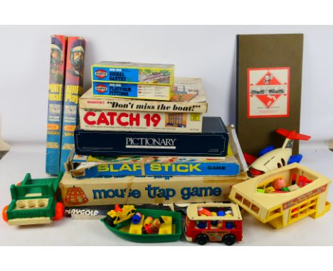 Waddingtons - Matchbox - Airfix - Fisher Price - Others - A collection of boxed and unboxed vintage games, toys, model kits, 