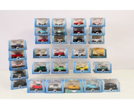 Oxford - 30 boxed 1/72 scale diecast model motor vehicles in plastic display cases; all appear in mint condition and housed i