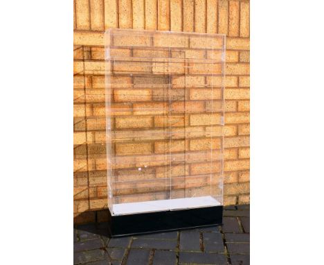 Display Cabinet - A large perspex 2 x door display cabinet on a small plinth, suitable for 1:18 scale cars. It measures appro