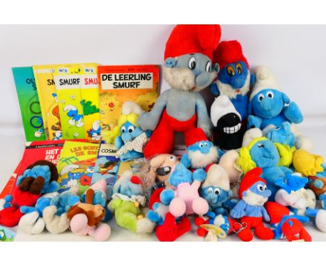 Dupuis - Le Lambard - An assortment of over 20 Smurf plush's and 11 classic comics including 'King Smurf' and of foreign titl