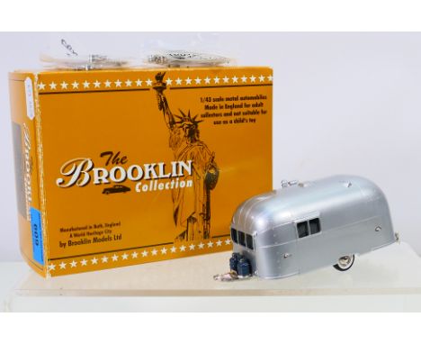 Brooklin Models - a boxed 1:43 scale Brooklin diecast #BRK 54 1953 Streamlined American Caravan. The model appears to be abou