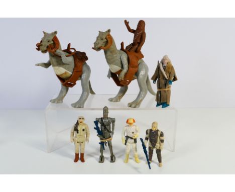 Star Wars - A collection of unboxed vintage figures including Cloud Car Pilot, Rebel Commander, Dengar, Bib Fortuna and IG88 