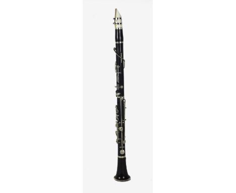A 19th Century Orchestral Clarinet, in rosewood, signed JR Le Fleur & Sons, London, stamped. (1)