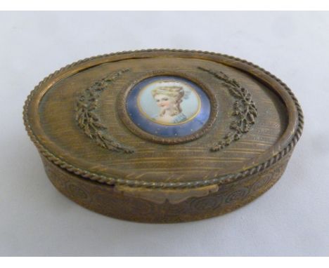 An oval Continental jewellery box the hinged cover set with a porcelain portrait of a lady, A/F