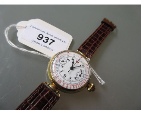 1920's circular Continental 18ct gold cased chronograph wristwatch, the enamel dial with Arabic numerals, centre seconds and 