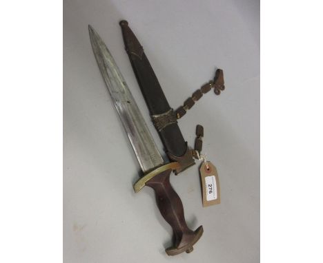 1936 / 37 S.S. Officer's dagger with S.S. and raised skull chain assembly, the wooden handle with silver plated black enamel 