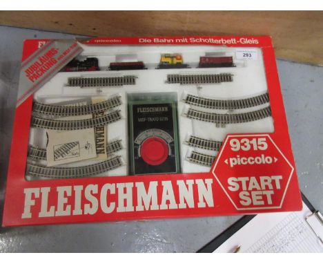 Fleischmann boxed N gauge railway set, No. 9315 