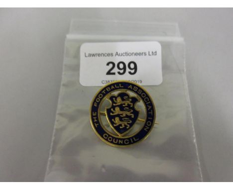9ct Gold and enamel Football Association Council badge, season 1922 / 23 