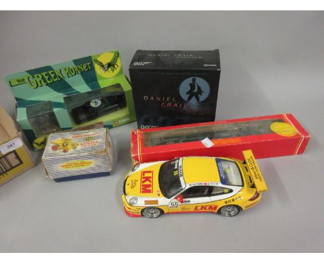Dinky boxed Super Toy 962 dumper truck, together with a Corgi Limited Edition James Bond car set, various other die-cast mode