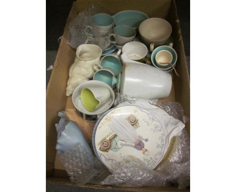 Large quantity of miscellaneous items of Poole Pottery 