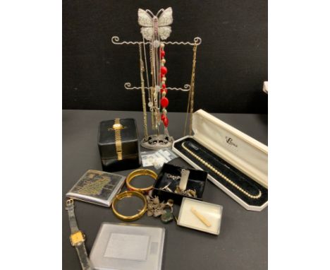 Jewellery &amp; Watches - a 9ct gold metal core hinge bangle,  marked 1/5th 9ct,  silver charm bracelet, bloodstone pebble pe