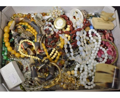 Costume Jewellery - a graduated bone bead necklace; a conical bead horn necklace; a long opalescent glass bead necklace; a gr