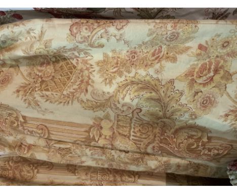 A PAIR OF MODERN LINED AND INTERLINED CURTAINS (5)The pair measures 147cm wide; 245cm long, and a set of three matching singl