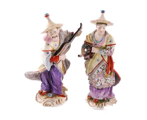 A PAIR OF VOLKSTEDT PORCELAIN FIGURES OF MALABAR MUSICIANS (2)20th century, after the Meissen models, the male playing a guit