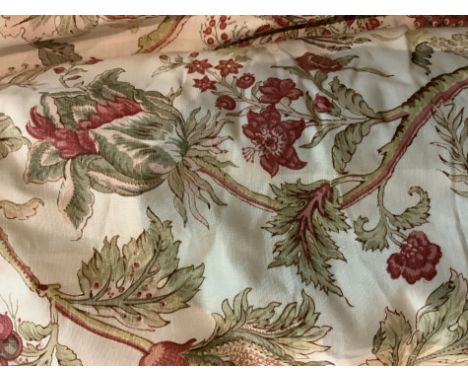 CURTAINS; TWO PAIRS OF 'BENNISON DRAGON FLOWER' LINED AND INTERLINED CURTAINS (4)The larger pair each measure 210cm wide; 275
