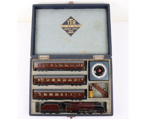 Trix Twin 00 gauge pre-war 2/344 Princess Presentation set, boxed set with LMS 4-6-2 Princess locomotive No.6201 and six-whee