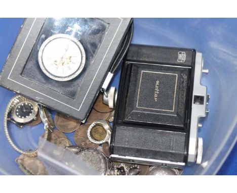 GOOD LOT OF SMALL COLLECTABLES
including a foliate engraved cased fob watch, stamped 935, a silver mesh coin purse, hallmarke