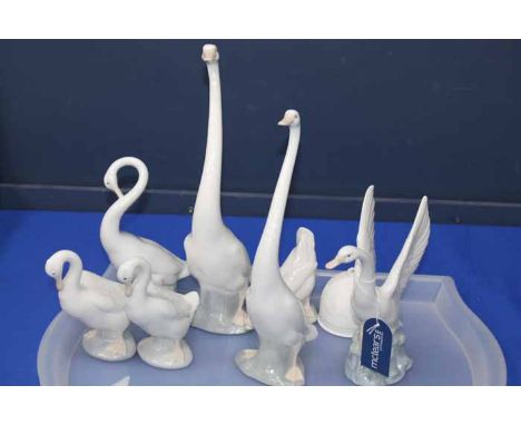 LOT OF LLADRO AND NAO GEESE AND DUCKS
the largest 33.5cm high