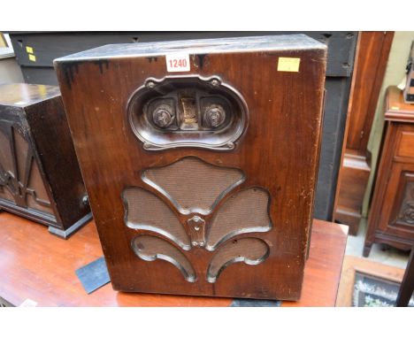 A 1930s Marconi Wireless and speaker.