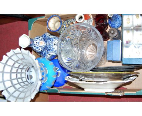 A box of miscellaneous items to include a Dutch Delft blue &amp; white double gourd vase, large early 20th century Bohemian b