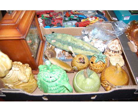A single box to include modern brass dial Rapport of London mantel clock together with various Wade Whimsies, Sylvac preserve