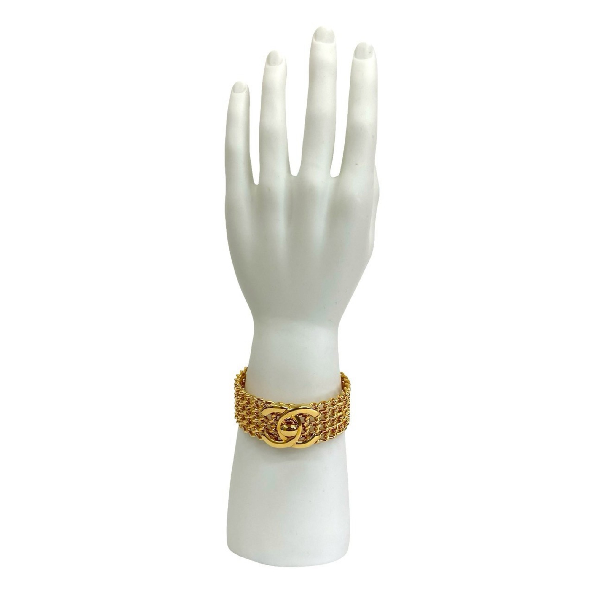 CHANEL Coco Mark Turnlock Motif GP Bangle Bracelet Gold 32404