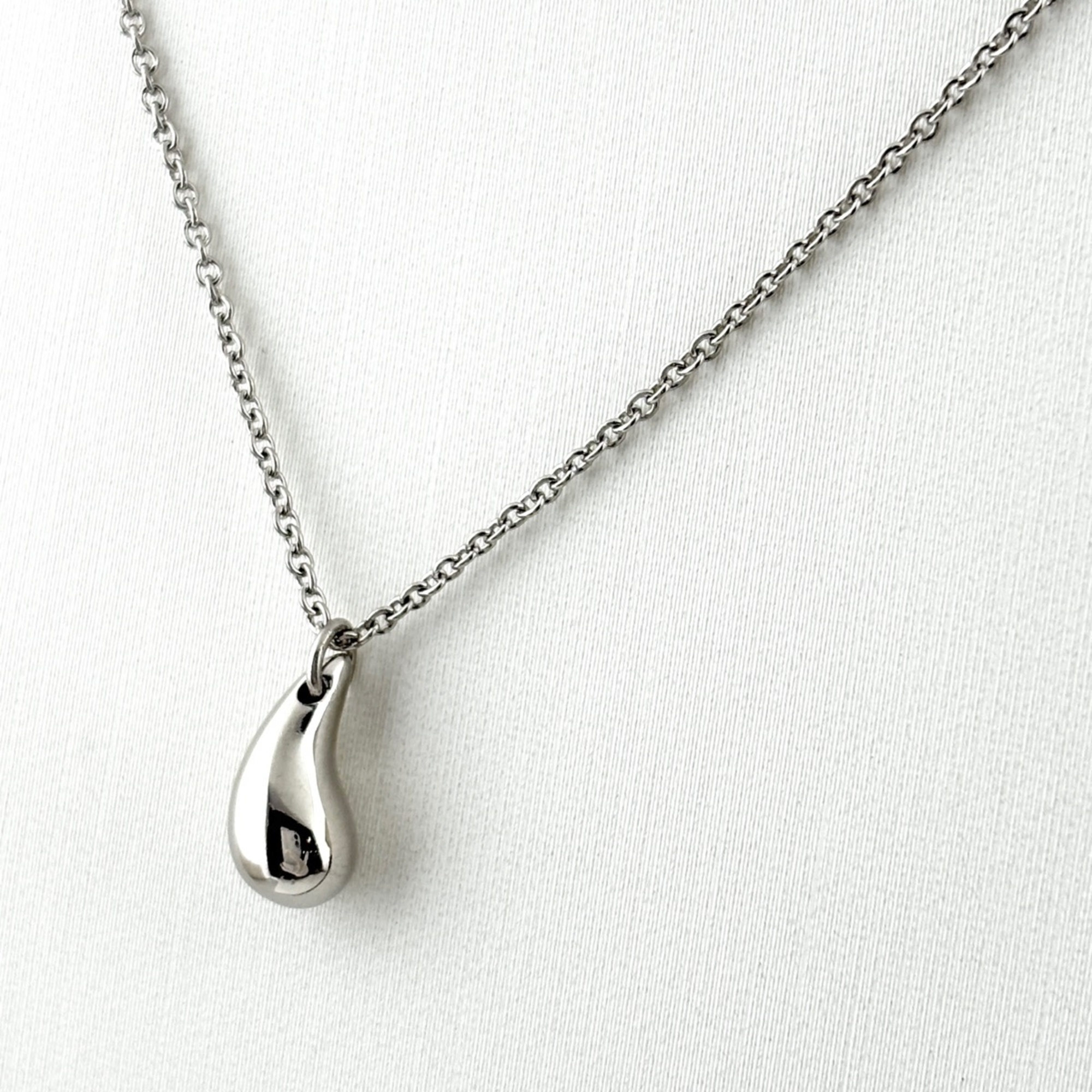 Tiffany & Co. Teardrop Necklace, Platinum Pendant, Elsa Peretti Pt950, Women\'s