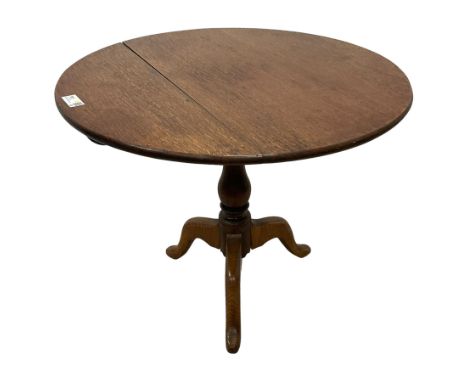 19th century oak tripod table, circular tilt-top on turned vasiform pedestal with splayed supportsDimensions: Height:&nbsp;69