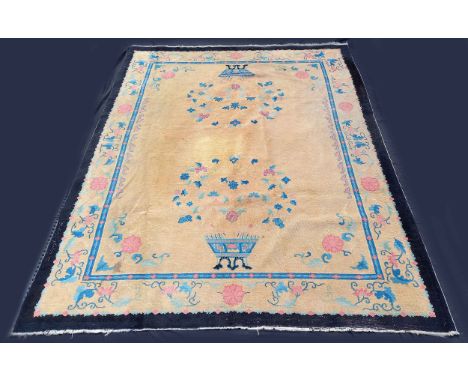 Peking China Teppich. Antik.300 cm x 240 cm. Handgeknüpft. Wolle auf Baumwolle. Circa 90 bis 110 Jahre alt. Jugendstil / Art 