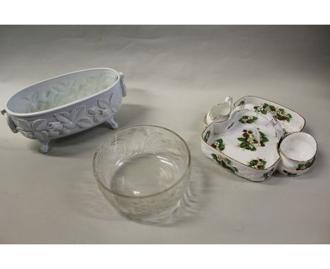 Hammersley &amp; Co Strawberry Ripe pattern strawberry dish with sugar bowl and cream jug, Holkham Pottery planter with raise