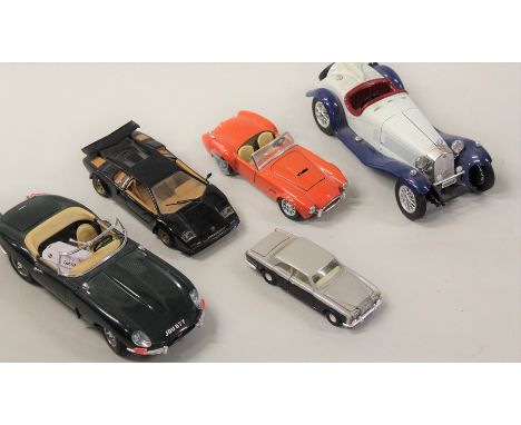 Model cars, to include Lamborghini Countach, Burago Cobra 427, Corgi Rolls Royce, Burago Jaguar E and Burago Alfa Romeo 2300 