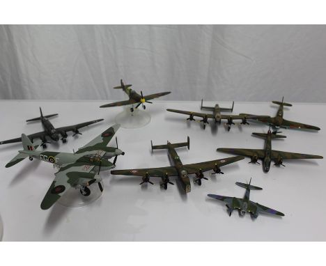 Corgi Aviation Archive diecast model planes, to include Vickews Wellington, De Haviland DH-98 Mosquito, Hurricane, Spitfire e