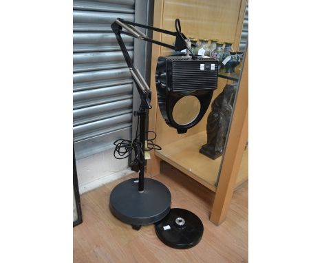 Specialist microscopic lamp with two changeable stands