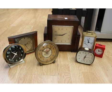 A collection of assorted mantel clocks, circa 20th Century, mostly AF, suitable for spares and repairs