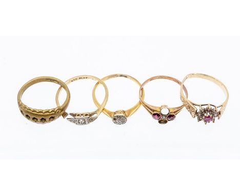 A collection of assorted gold jewellery including a 9ct gold ladies ruby and diamond dress ring, a 9ct gold ruby dress ring (