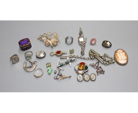 A group of 19th / 20th century jewellery, including pair of pietra dura ear clips, enamel pill box etc. Condition: Ear clips 