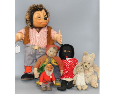 A Steiff Mecki, 20in.; a Steiff 'Pucki' and assorted toys including a Gollie gnome (5)