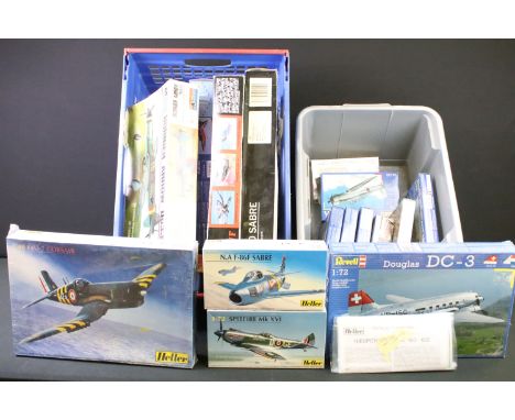 19 Boxed &amp; unbuilt plastic military aircraft model kits, 1/32 to 1/72 scale, to include Revell (04248, 04110, 04136, 0428