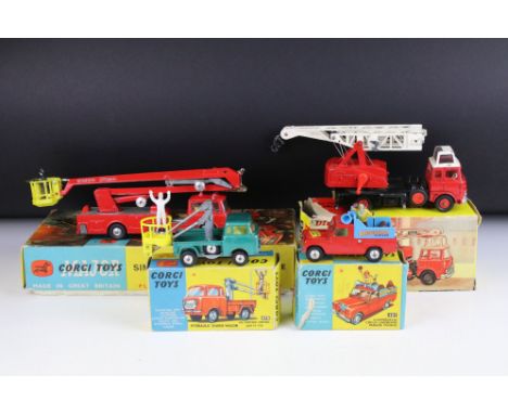 Four boxed diecast models to include 3 x Corgi featuring 487 Chipperfields Circus Landrover Parade Vehicle with both figures 