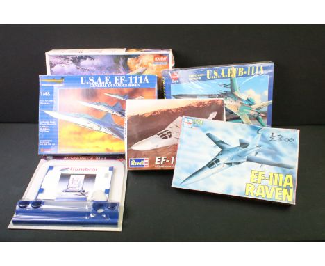 Collection of five boxed plastic model kits to include Kitech 1/48 scale Strategic Bomber USAF FB.111A, Zhengdefu 1/48 scale 