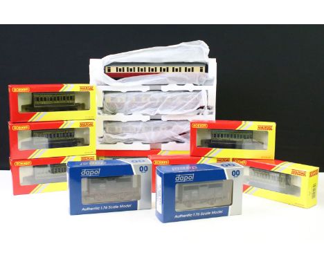 Nine boxed OO gauge items of rolling stock to include 7 x Hornby (6 x R4672 SR 4 Wheel Coach &amp; 1 x R4353 BR MKI Composite