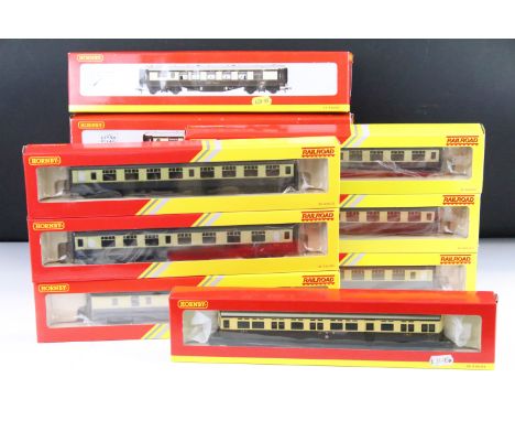 11 Boxed Hornby OO gauge items of rolling stock to include 8 x Railroad (2 x R4355, R4626, R4353, R4630, 2 X 4354-PO09 &amp; 