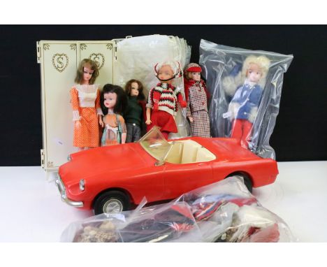 Sindy - Three Pedigree Sindy fashion dolls, clothed, to include Patch, Sindy Winter Holiday &amp; Sindy Skating Girl, togethe